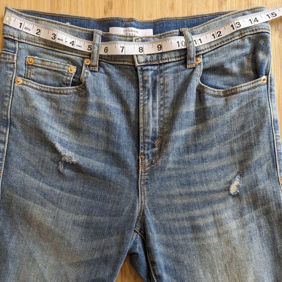 DYNDNM Size 28 Kate Model Jeans with distressed knees and hem Medium Wash - Picture 7 of 10
